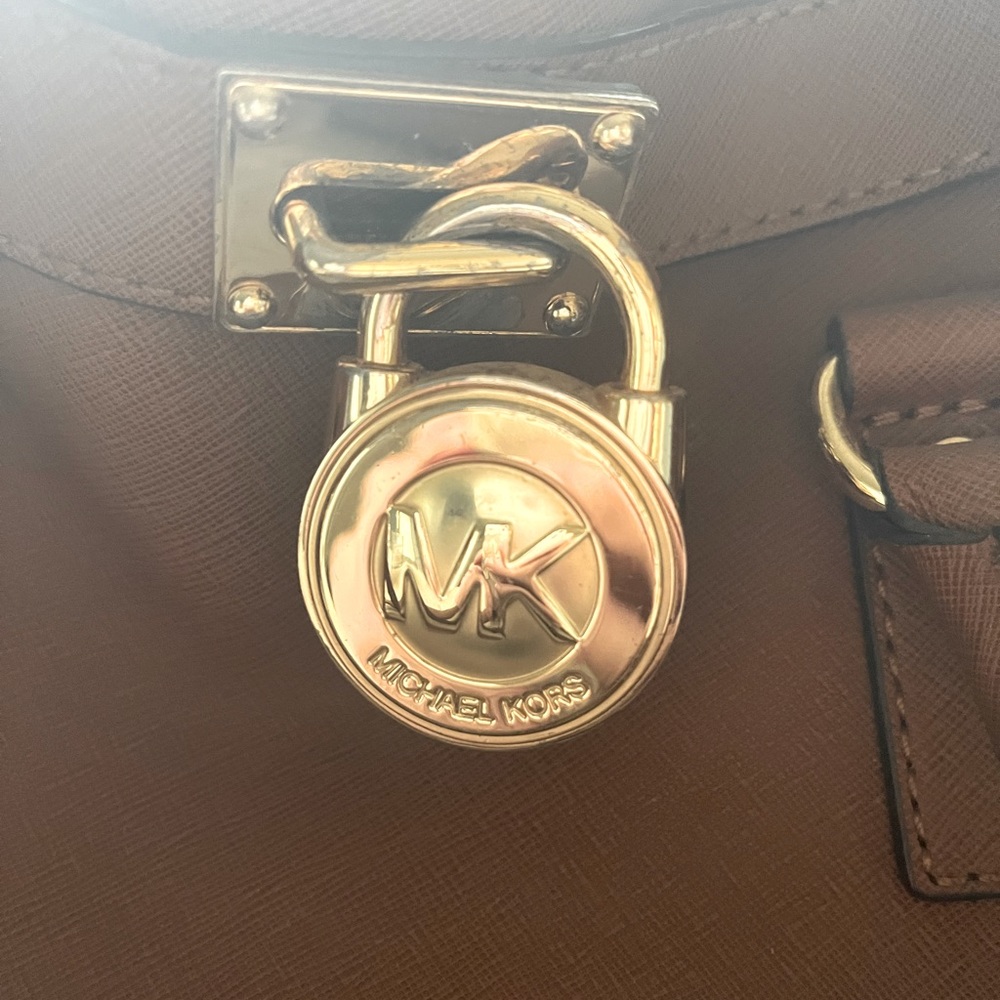 Micheal kors purse
